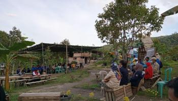 Civitas Akademika STIE PERTIBA Ikuti Festival Bangka Dua Dimensi di Bukit PAO