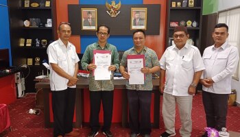 Penandatanganan Kerja Sama Pendidikan, Penelitian, dan Pengabdian Masyarakat Antara Akademi Komunitas Dharma Bhakti Bangka (AKDBB) dan Universitas Pertiba