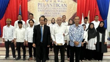 Rektor Lantik Pengurus IKA UNIPER Periode 2025–2030