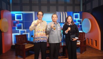 Rektor Universitas Pertiba dan Kakanwil Kumham Babel Bersatu di Podcast TVRI Bangka Belitung untuk Bahas Pentingnya Peringatan Hari KI se-Dunia