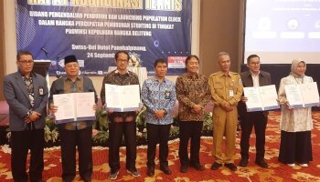 Rektor Universitas Pertiba Hadiri Rapat Koordinasi Teknis dan Launching Population Clock untuk Percepatan Penurunan Stunting di Bangka Belitung