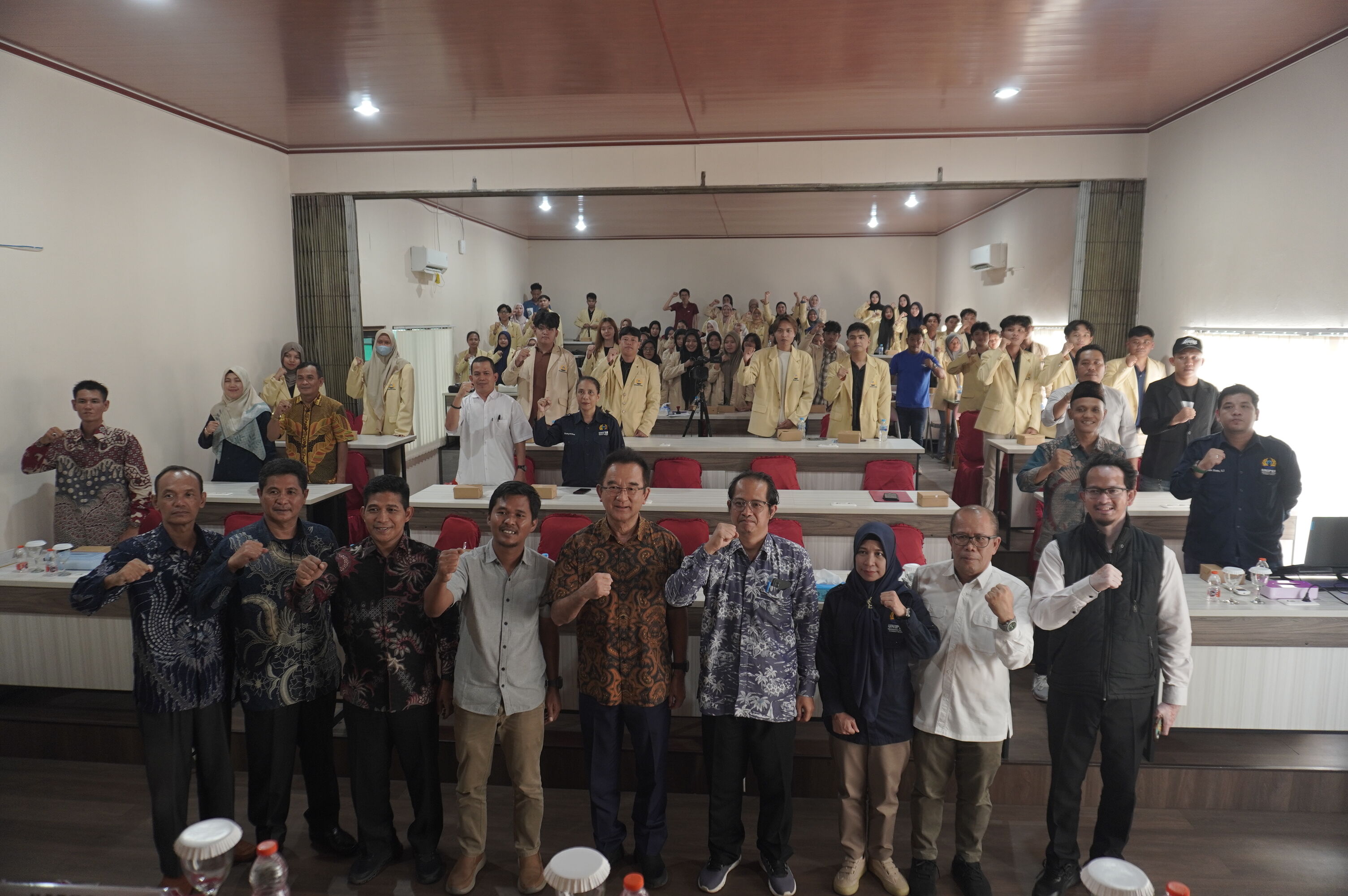 Universitas Pertiba gelar kuliah Tokoh bersama Ir. rudianto Tjen Anggota komisi 1 DPR Ri dengan tema Peran Generasi Muda dalam Ketahanan Nasional